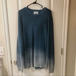 very cozy blue sweater - almost feels knitted